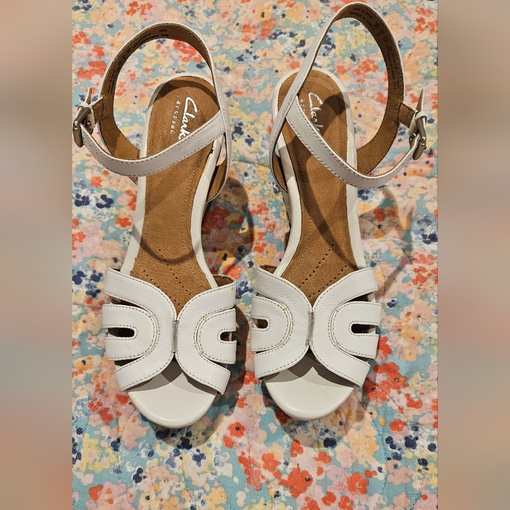 Clarks Women's Elegant White Sandals